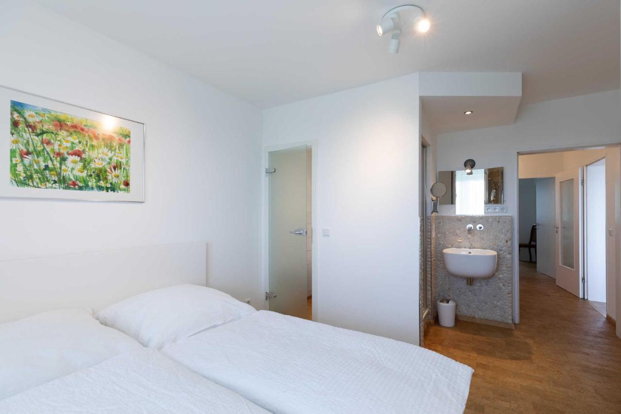 27 Apartment *